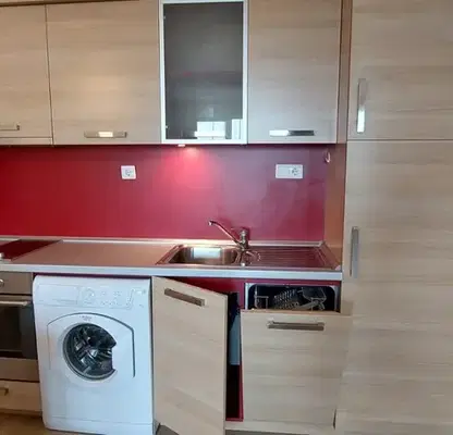 Photo 2 — Two-room apartment in Plovdiv Center with balcony on 7th floor