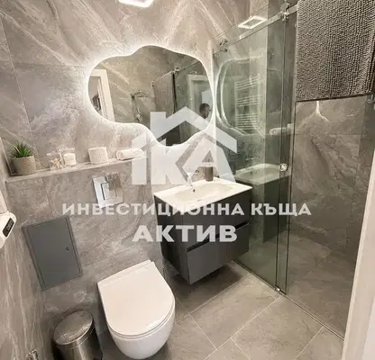 Снимка 5 — Двустаен апартамент с паркомясто в Център, Пловдив