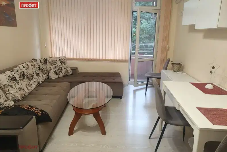 2-bedroom apartment in Plovdiv, Centyr