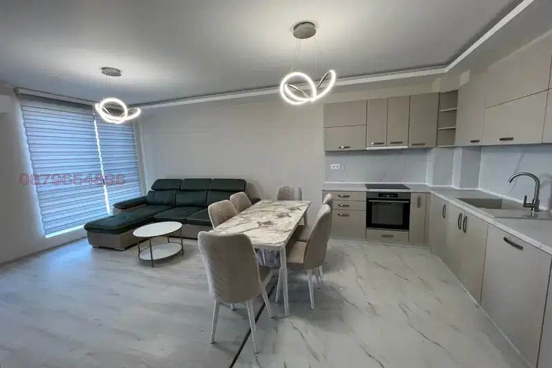 3-bedroom apartment in Plovdiv, Centyr