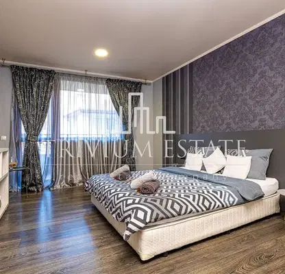 Photo 3 — Three-room apartment with two terraces in Center, Plovdiv