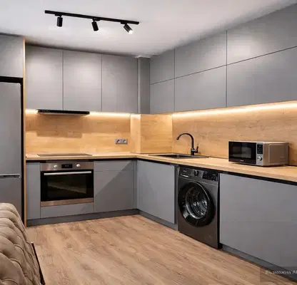 Снимка 2 — Тристаен апартамент в Център, Пловдив с паркинг
