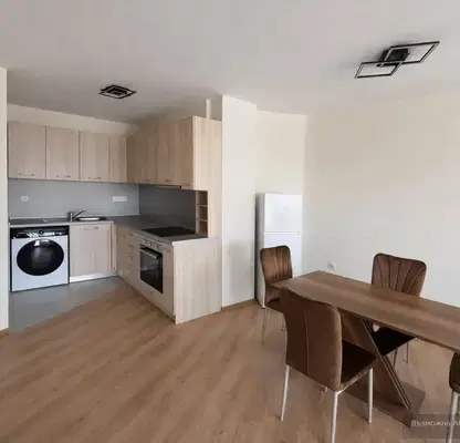 Photo 2 — Spacious 3-room apartment in Center, Plovdiv with elevator