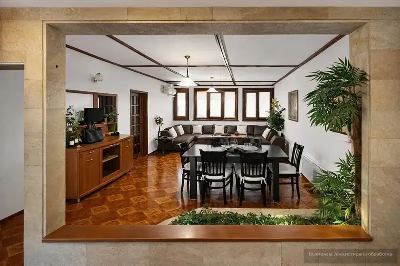 3-bedroom apartment in Plovdiv, Centyr