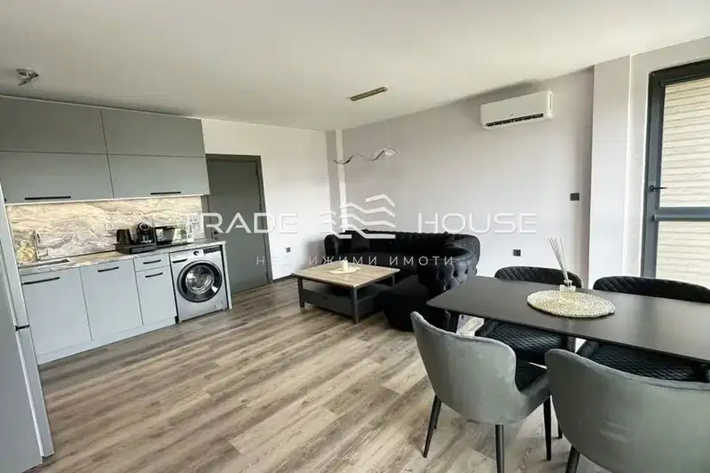 3-bedroom apartment in Plovdiv, Centyr