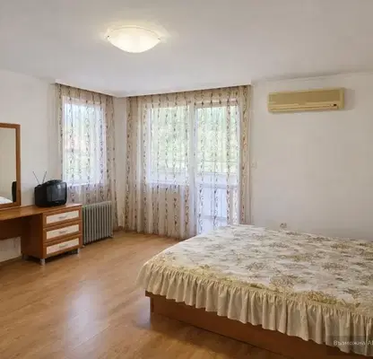 Photo 5 — Three-room apartment in Center, Plovdiv with renovated interior