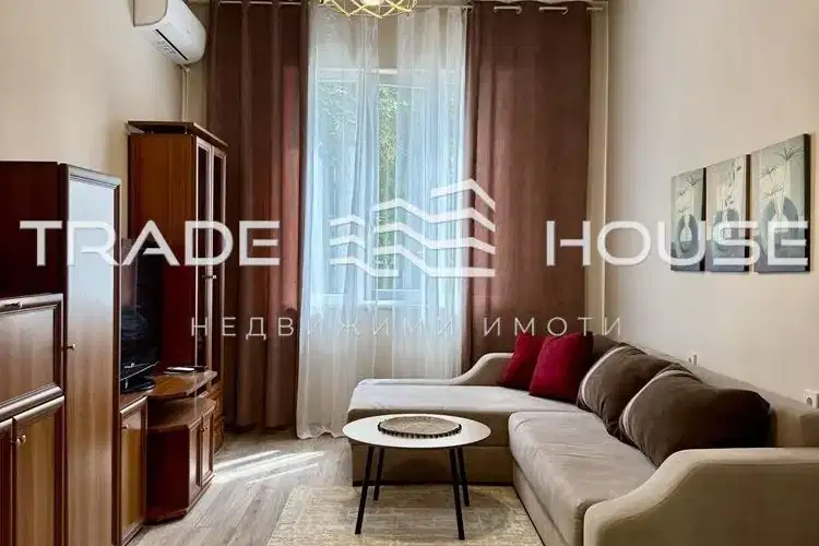 4-bedroom apartment in Plovdiv, Centyr