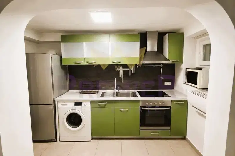 Four-room apartment in Gagarin, Plovdiv with ceiling insulation