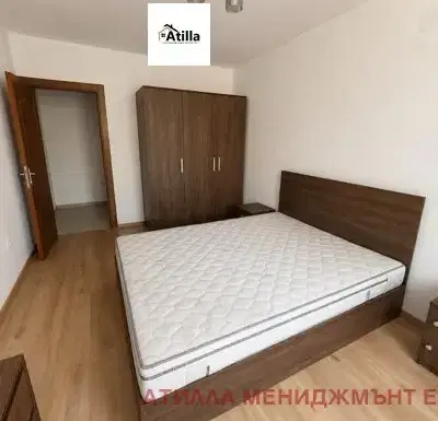 Снимка 4 — Тристаен апартамент с две тераси в Гагарин, Пловдив