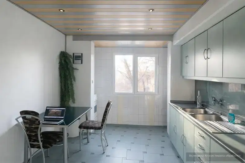 Three-room apartment in Gagarin, Plovdiv, renovated