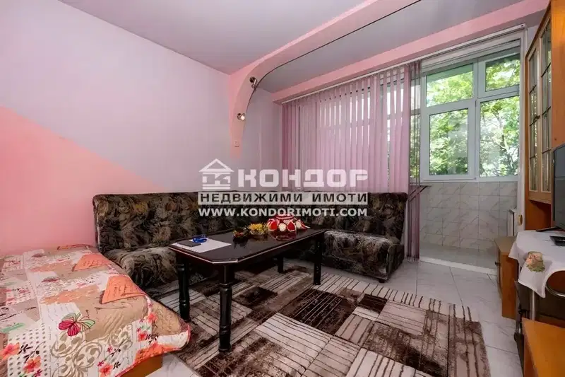 Two-room apartment in Hristo Smirnenski, near Youth Hill