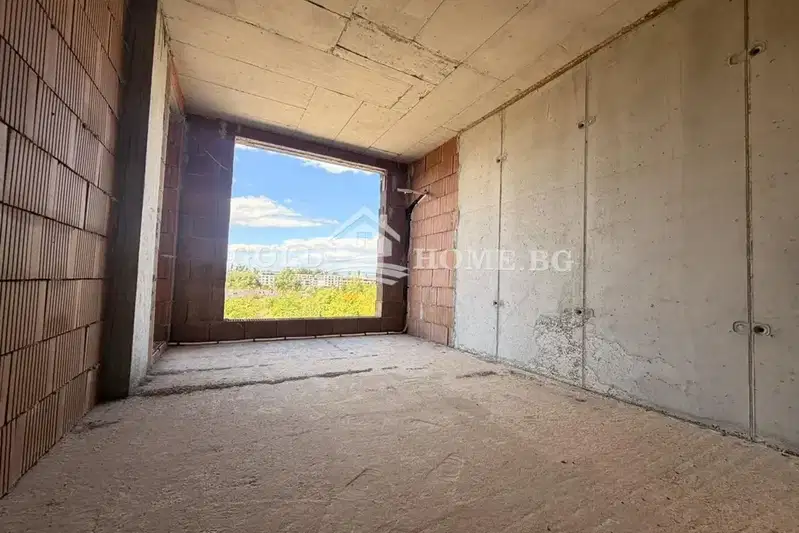 Two-room apartment in Hristo Smirnenski, Plovdiv with terrace