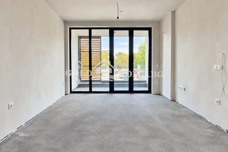 Two-room apartment in Hristo Smirnenski, Plovdiv with parking
