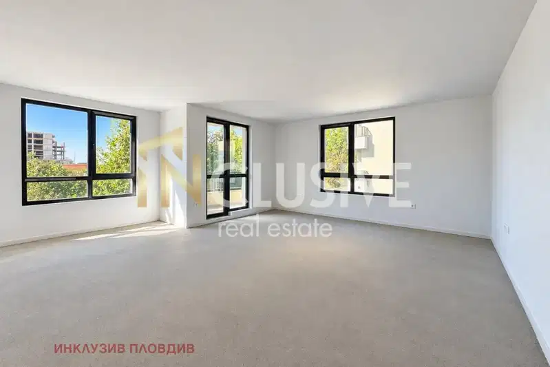 Three-room apartment with three terraces in Hristo Smirnenski district, Plovdiv