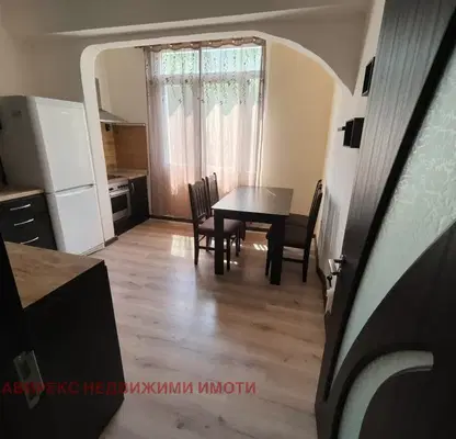 Снимка 5 — Двустаен апартамент в Христо Смирненски, Пловдив, след ремонт
