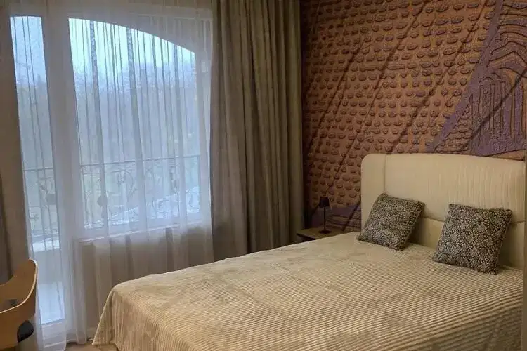 Двустаен апартамент в Христо Смирненски с паркомясто