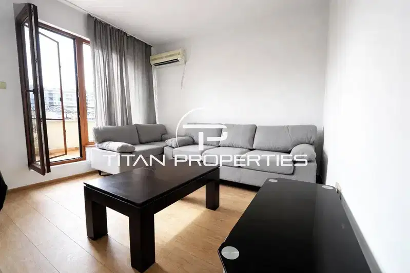 Three-room apartment in Hristo Smirnenski with parking space