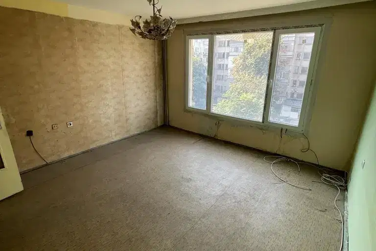 Two-room apartment with two terraces in Izgrev, Plovdiv