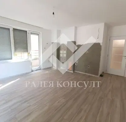 Photo 4 — Spacious 3-room apartment in Kamenitsa 1 with large terrace