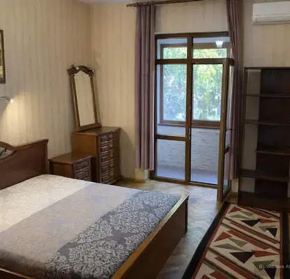 Снимка 3 — Тристаен апартамент в Каменица 1, Пловдив с тераса