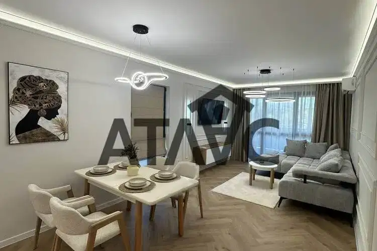Two-room apartment in Kamenitsa 2 with terrace and parking