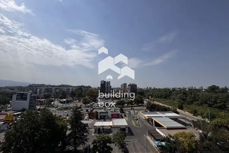 Three-room apartment with terrace in Kamenitsa 2, Plovdiv