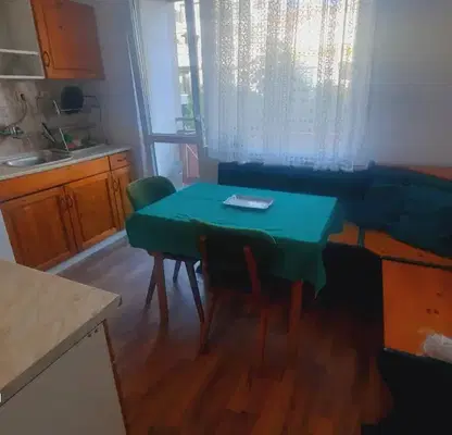 Photo 2 — Three-room apartment in Kamenitsa 2 with terrace and parking