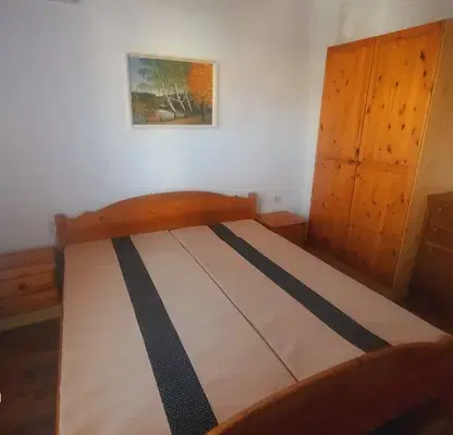 Photo 4 — Three-room apartment in Kamenitsa 2 with terrace and parking
