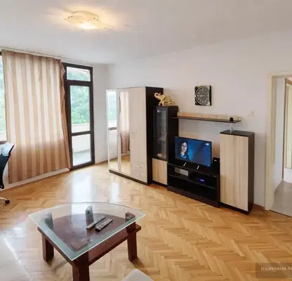 Photo 2 — 4-room apartment in Kamenitsa 2, Plovdiv with elevator
