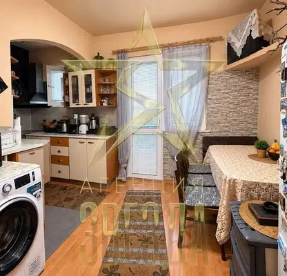Photo 5 — Two-room apartment in Komatevo with separate kitchen