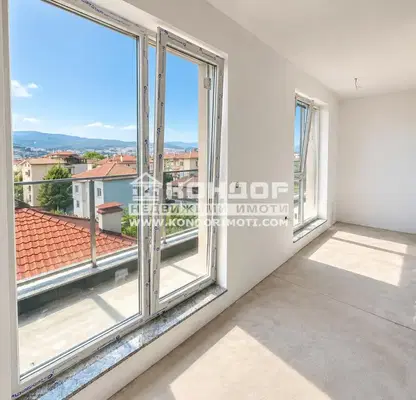 Photo 5 — Three-room apartment with panoramic terrace in Komatevo, Plovdiv