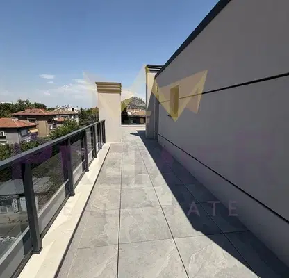 Photo 3 — 4-room apartment with panoramic terrace in Komatevski vazel, Plovdiv