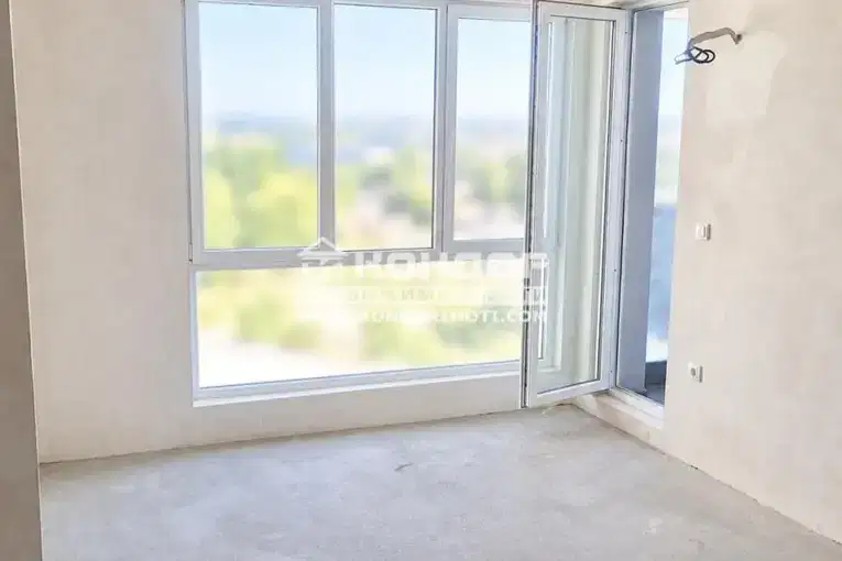 One-room apartment in Karsiyaka with terrace near Plovdiv Fair