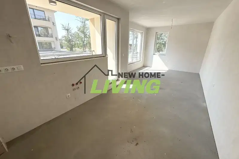 Two-room apartment in Karshiyaka with terrace and elevator