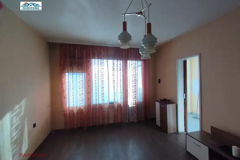 Two-room apartment with terrace in Karshiyaka, Plovdiv