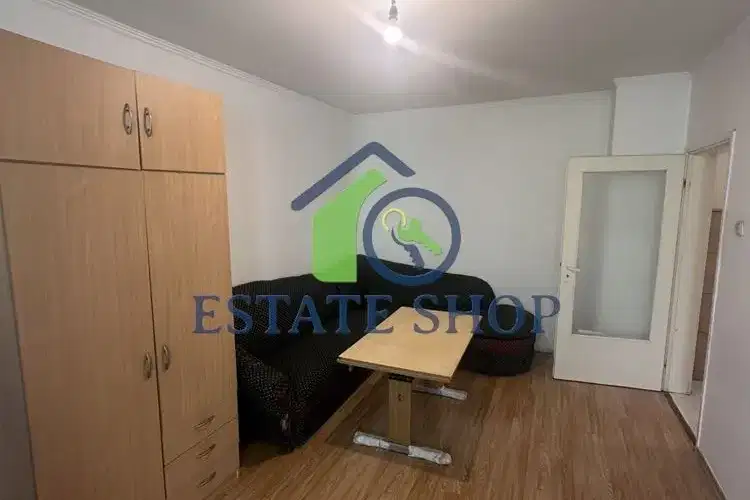 Three-room apartment with east aspect in Karshiyaka, Plovdiv