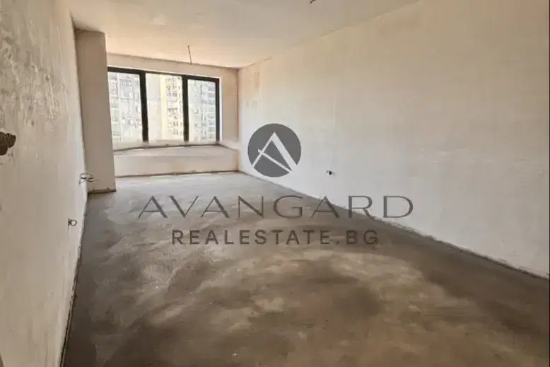 Three-room apartment in Karsiyaka, Plovdiv with terrace