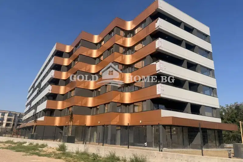Three-room apartment with terrace in Karshiyaka, Plovdiv