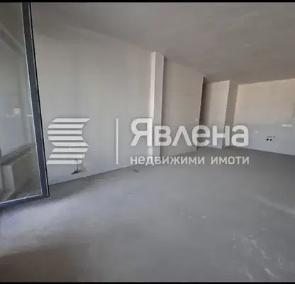 Снимка 2 — Тристаен апартамент с югозападно изложение в Кършияка, Пловдив