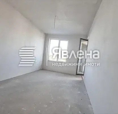 Снимка 5 — Тристаен апартамент с югозападно изложение в Кършияка, Пловдив