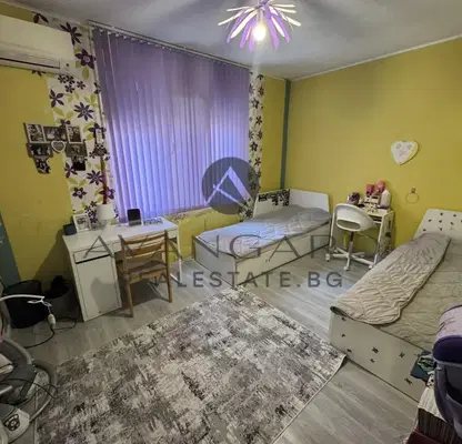 Снимка 5 — Тристаен апартамент с 4 отделни стаи в Кършияка, Пловдив
