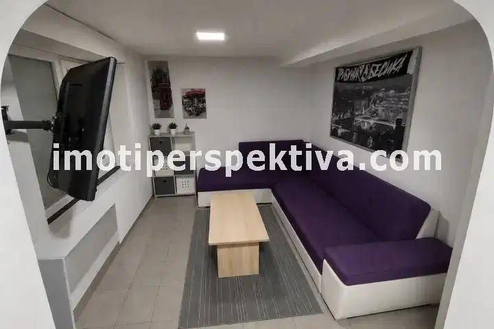 4-room apartment in Karshiyaka, Plovdiv with three bedrooms