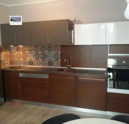 Снимка 4 — Двустаен апартамент с панорамна тераса в Кършияка, Пловдив