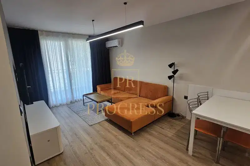 Two-room apartment in Karshiyaka with terrace on 8th floor