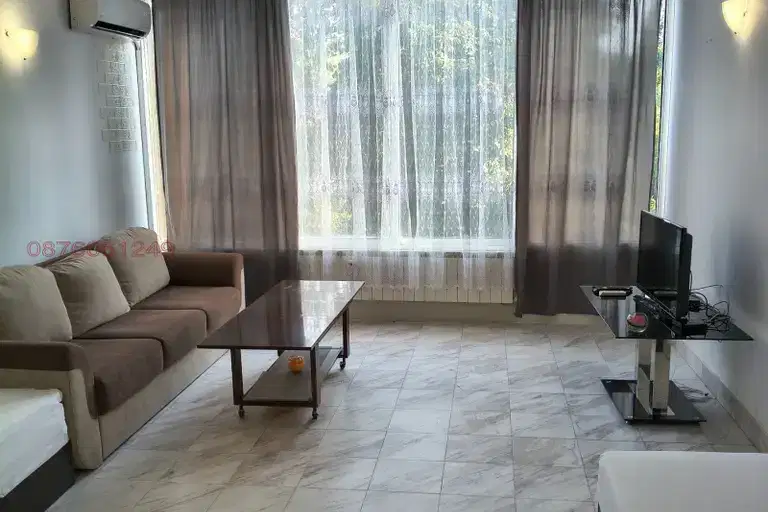 Two-room apartment in Karshiyaka, Plovdiv, with separate kitchen