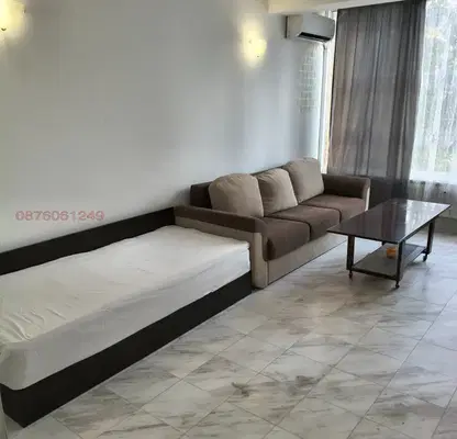 Photo 2 — Two-room apartment in Karshiyaka, Plovdiv, with separate kitchen