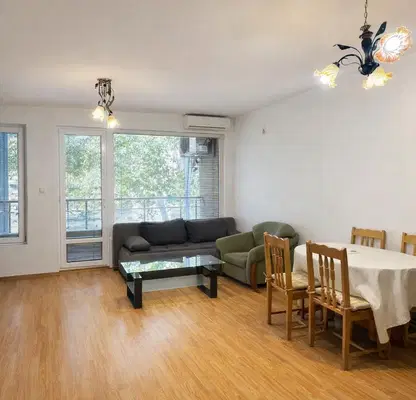 Photo 2 — Three-room apartment in Karshiyaka, Plovdiv with elevator