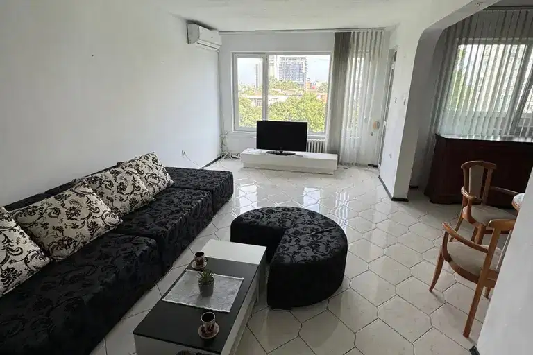3-bedroom apartment in Plovdiv, Kyrshiyaka