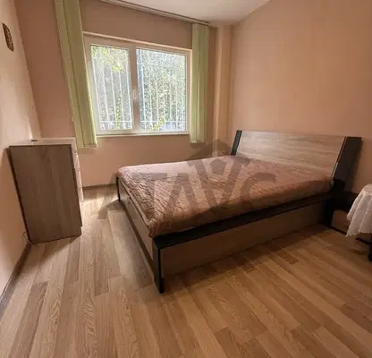 Снимка 5 — Тристаен апартамент с тераса в Кършияка, Пловдив