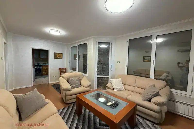 3-bedroom apartment in Plovdiv, Kyrshiyaka